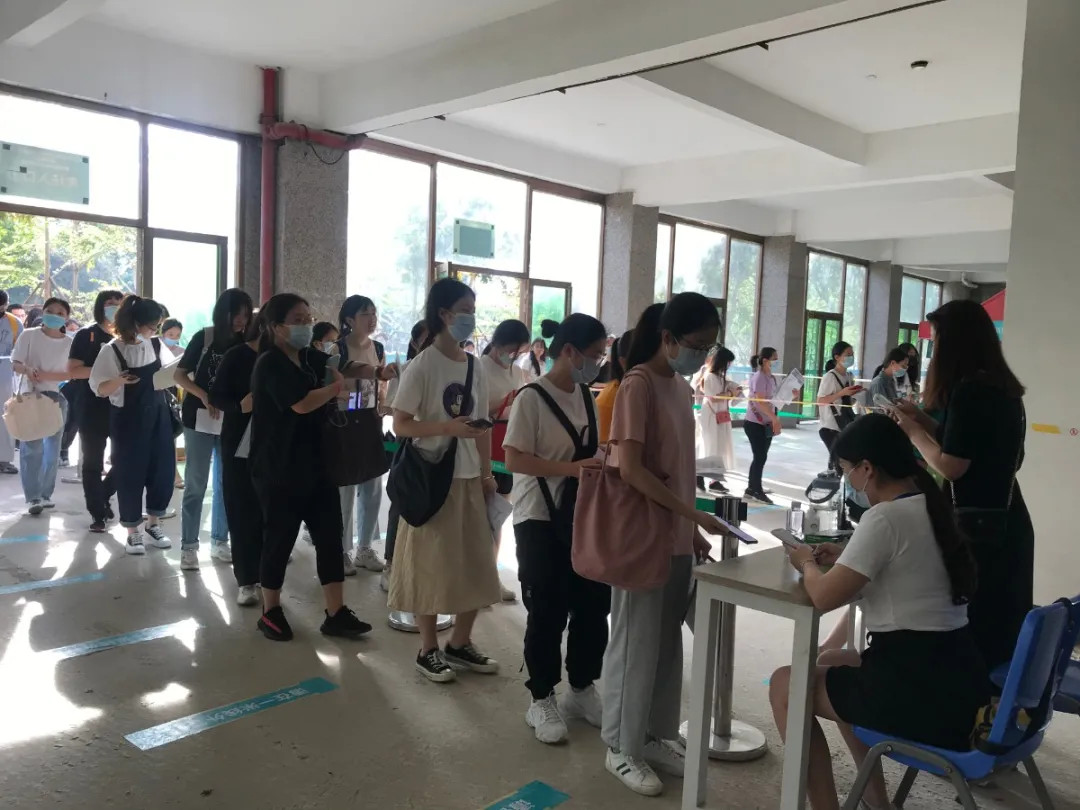 蜂蜜浏览器_qwwd.jpg 蜂蜜浏览器_qwwd.jpg