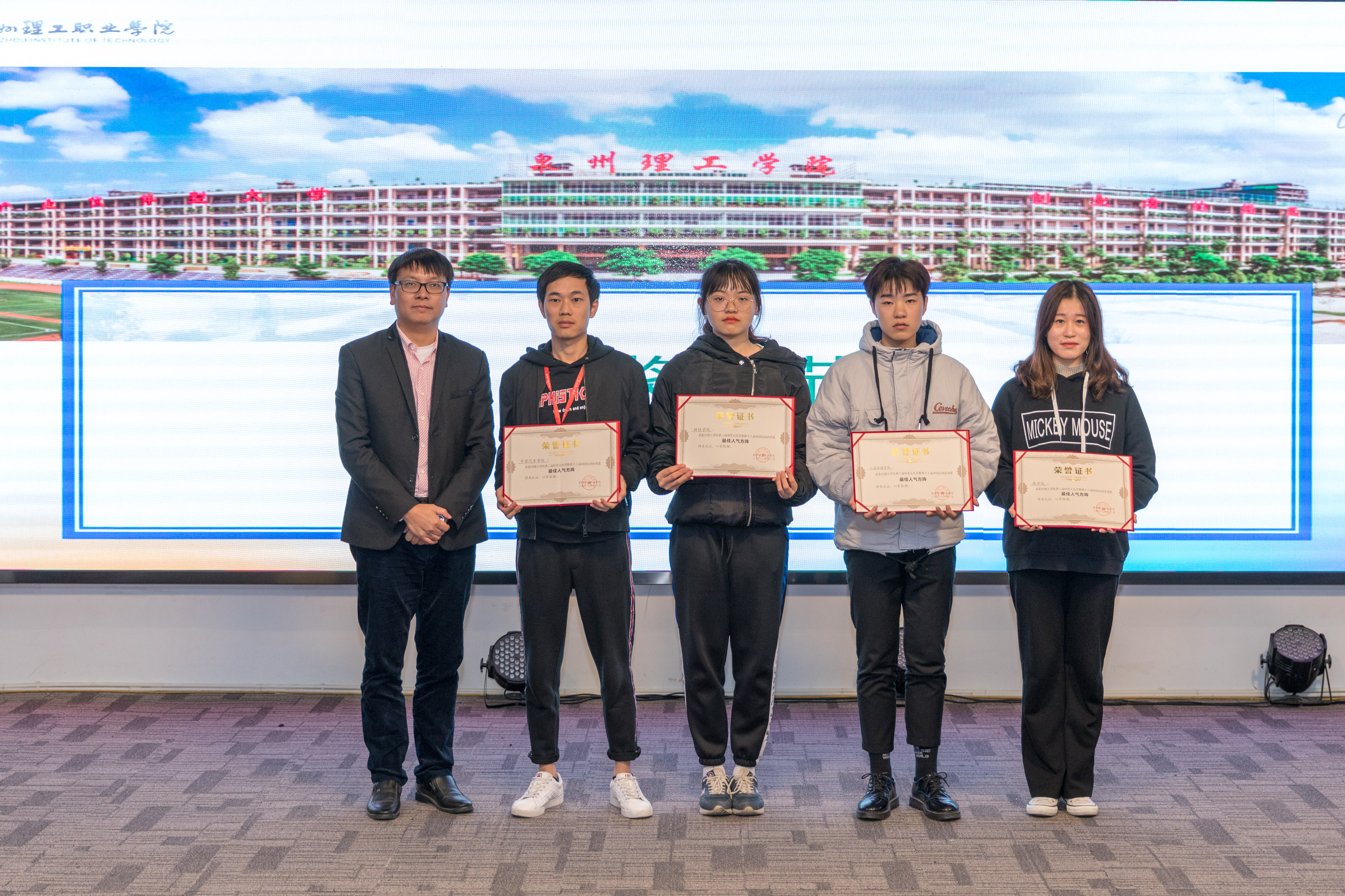 DF2A6009.jpg DF2A6009.jpg